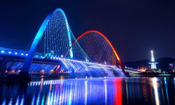 banpo-bridge-south-korea.jpg