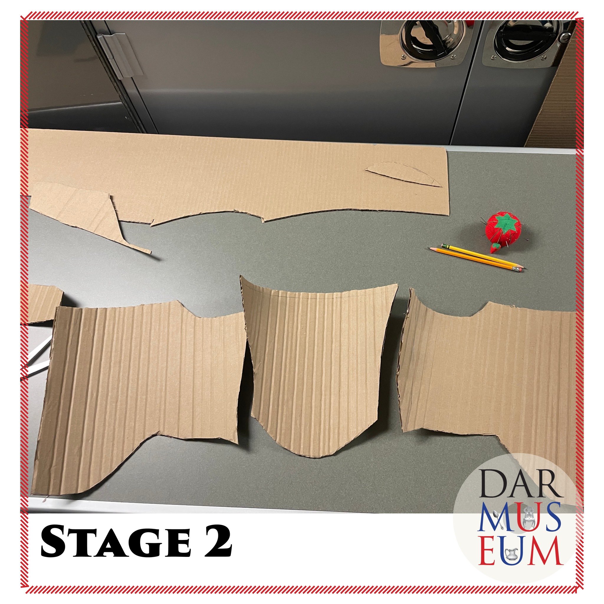 dar-museum-mannequin-dressing-stage-2.jpg