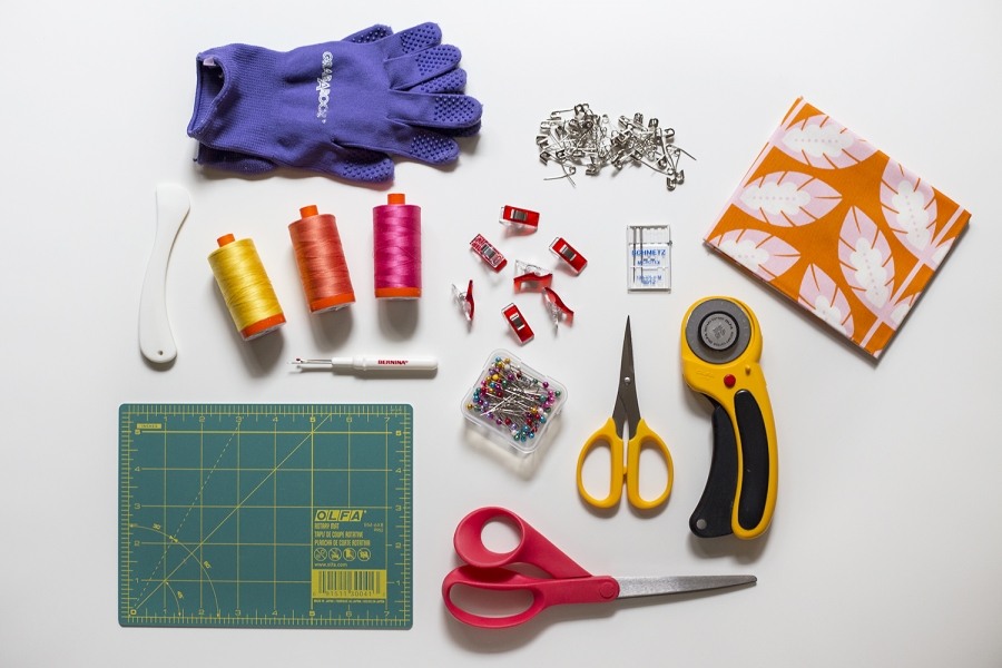 Beginning Quilter's Guide⎜Essential Notions, Tools, Equipment