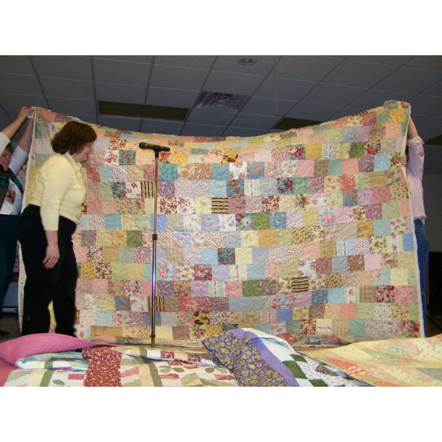 Rose Quilt... or more Money then Sense