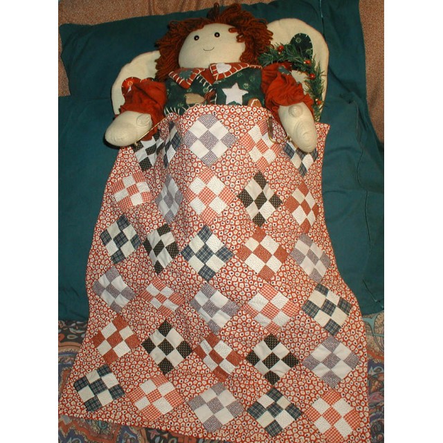1900 Reproduction Doll Quilt