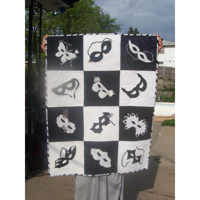 Black & White Masquerade