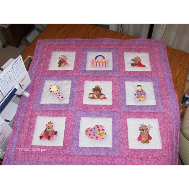 Samantha's Christmas 2007 Quilt