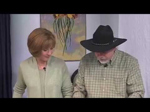 Halo Medallion BOM 2017 Month 12 - Mitered Binding